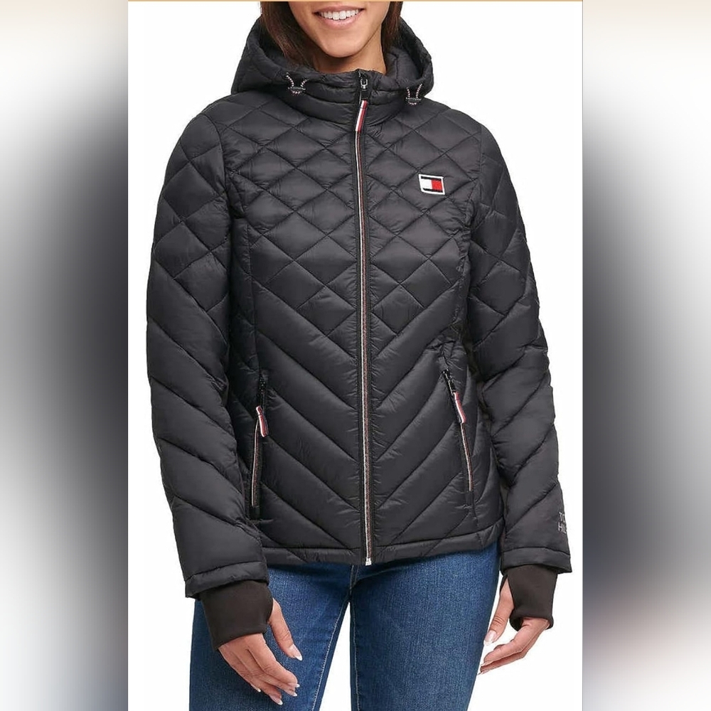 NWOT Tommy Hilfiger Women's Hooded Packable Jacket